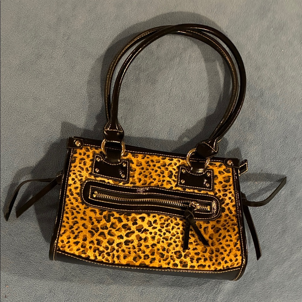 Leopard Print Handbag with Black Accents